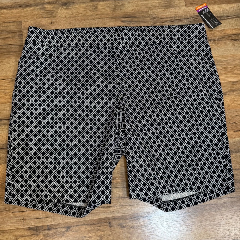 George Womens Plus 4X 26-28 Bermuda Shorts Black White Diamond Millenium Stretch